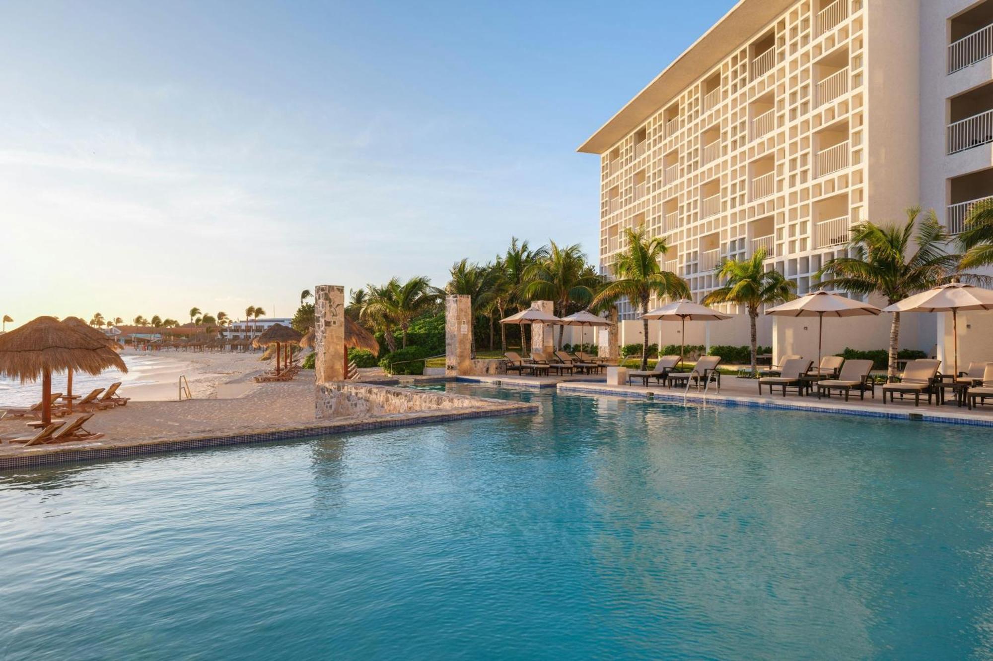 The Westin Cancun Resort Villas & Spa Exterior foto